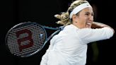 Azarenka sufre en su estreno en Roma