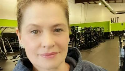 ‘You look amazing!’ gush fans as 80s movie actress, 54, has barely aged in gym snap