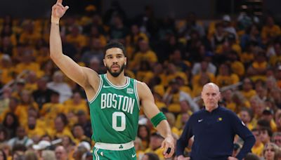 Celtics se avanzan 3-0 ante Pacers con remontada final