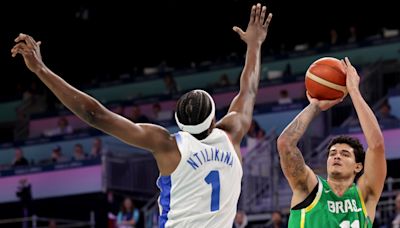 La anfitriona, liderada por Wembanyama, derrota a Brasil en su estreno (78-66)