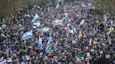 Thousands march in London against antisemitism