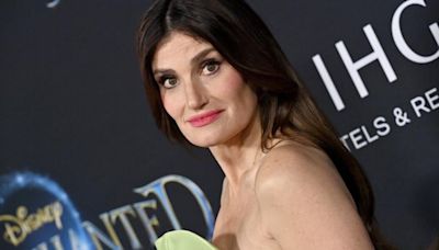 'Frozen,' 'Wicked' singer Idina Menzel returns to Charleston, performs with 4 surprise guests