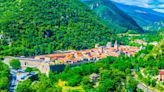 Cinco de los pueblos más bonitos de Francia en la frontera con España, según ‘National Geographic’