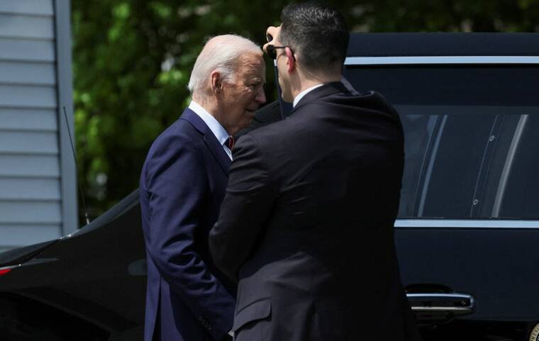 Biden’s approval rating falls to lowest level in nearly 2 years | Honolulu Star-Advertiser