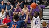 Holy Cross men's basketball outlasts Bucknell to open Patriot League season