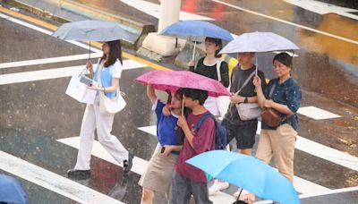 颱風最新動態整理！「西馬隆、燕子」生成時間、路徑、雨區一次看