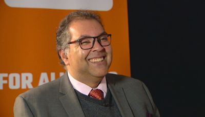 Alberta NDP leadership candidates accuse Naheed Nenshi of anti-union statements