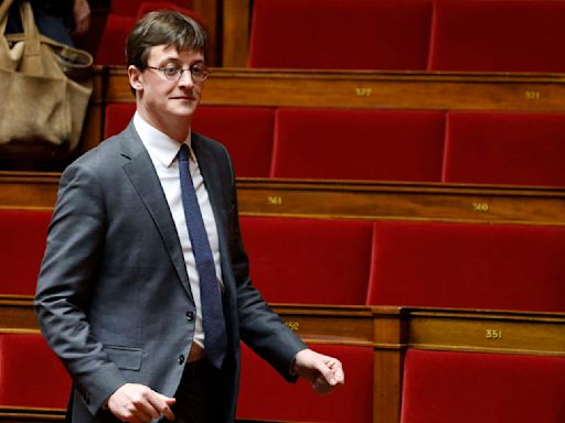 A l’Assemblée, le départ de Sacha Houlié de Renaissance illustre la dissolution du groupe macroniste