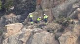 'Avalancha' de rocas por una montaña que obliga a cortar una carretera de Castellón