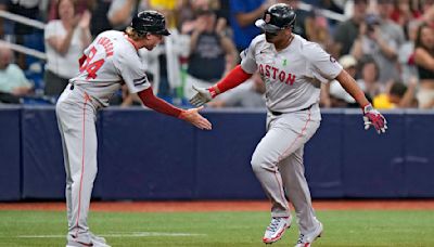 Devers sets Red Sox record by homering in his 6th consecutive game