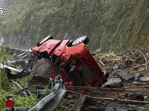 颱風留守搶修…阿里山林鐵班長遭巨石狠砸「車身全扁」亡