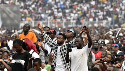 RDC: après la bousculade mortelle au stade des Martyrs, les concerts, dont celui de Fally Ipupa, sont annulés