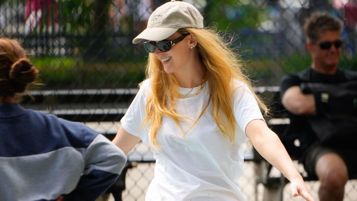 A Relaxed Shorts Trend Makes Jennifer Lawrence the Coolest Mom on the Playground