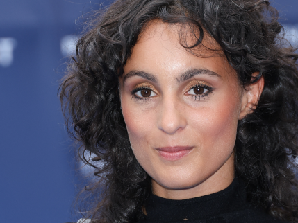 "Ma première fois au cinéma" : Barbara Pravi actrice, son film avec Kad Merad a une date !