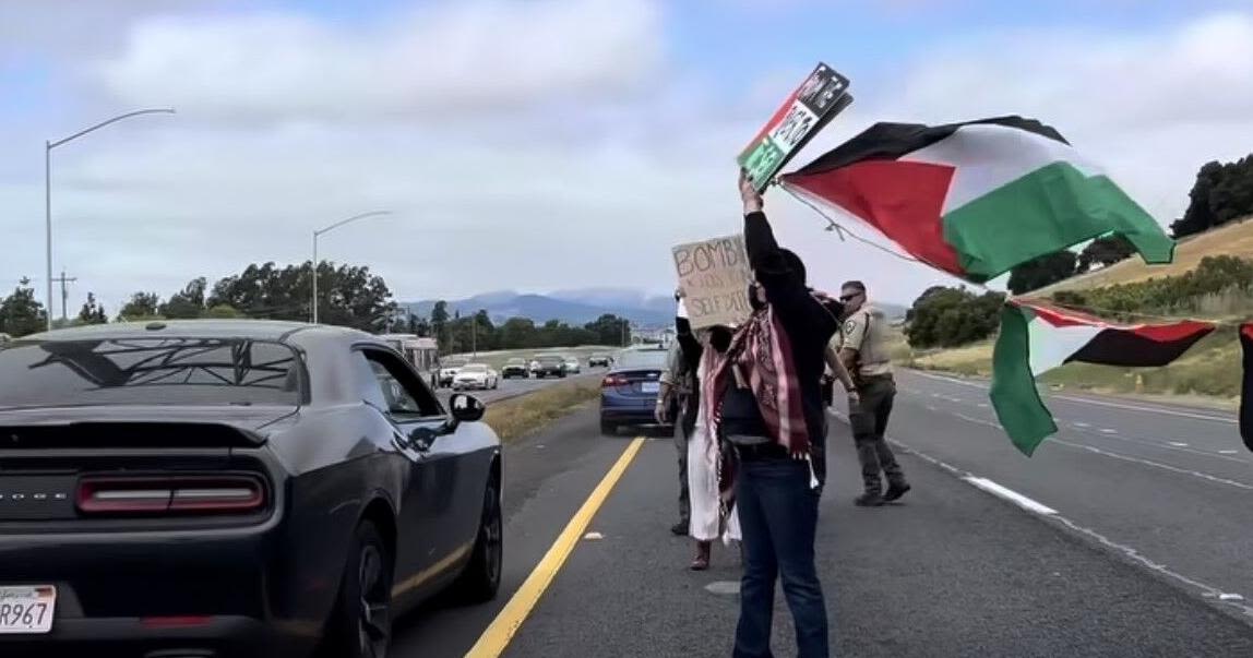 Pro-Palestine protesters briefly obstruct Highway 29 in south Napa before BottleRock opening