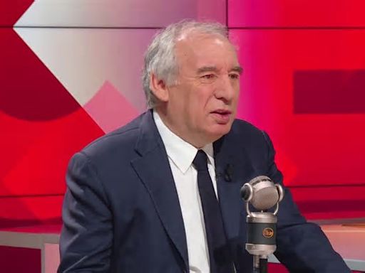 Une "situation précaire": Bayrou juge que "l'Europe est en situation d'être assiégée"