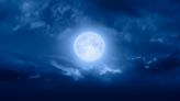 錯過再等６年！罕見天文奇景「超級藍月」這天出現，命理師曝招財祕法