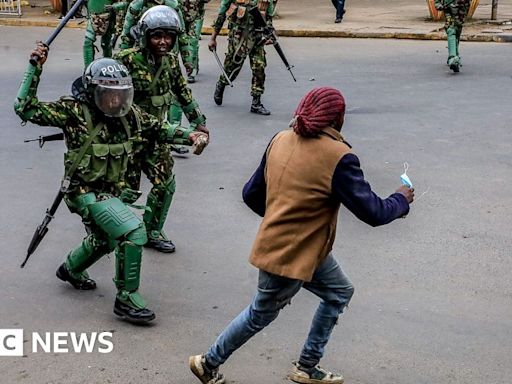 Kenyan court suspends police ban on protests in Nairobi