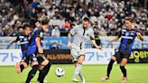 PSG cerró su gira por Japón con un show de Lionel Messi y Neymar ante Gamba Osaka