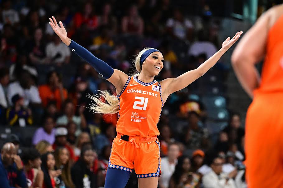 Connecticut Sun rout Atlanta Dream 69-50 to become seventh 8-0 team in WNBA history