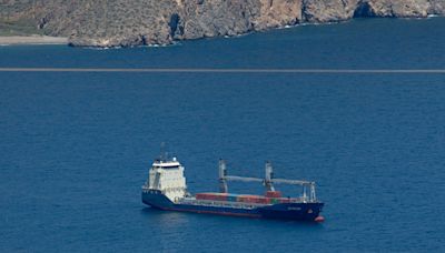 Spain blocks ship carrying weapons to Israel from docking