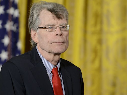 Stephen King's five-word response to Tim Walz running mate pick