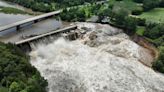 More rain possible in deluged Midwest as flooding kills 2, causes water to surge around dam