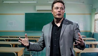 Elon Musk condenó la educación actual y su retraso tecnológico: “no quieres un maestro frente a la pizarra”