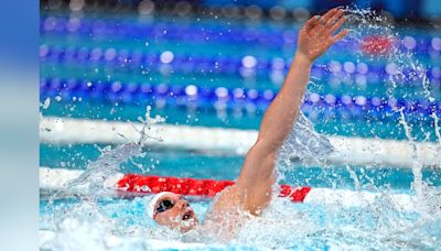 US wins gold while setting a world record in the 4x100-meter mixed relay