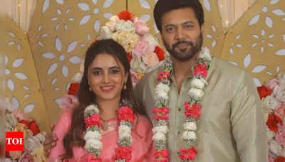 Did Jayam Ravi secretly marry Priyanka Arul Mohan after divorce from Aarti Ravi? Here's the truth behind their viral wedding photo - Times of India