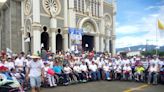 Virgencita motiva a la romería incluso a quienes no pueden caminar