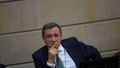 Ernesto Macías renunció al Centro Democrático: ya le había dado quejas a Uribe del manejo