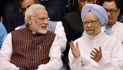 PM Modi Greets Manmohan Singh On Birthday