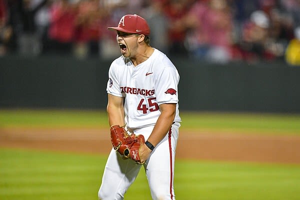 Rotation shakeup: Van Horn changes pitching lineup | Arkansas Democrat Gazette