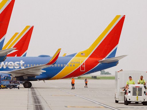 Southwest Airlines Lays Out Overhaul, and Stock Gains