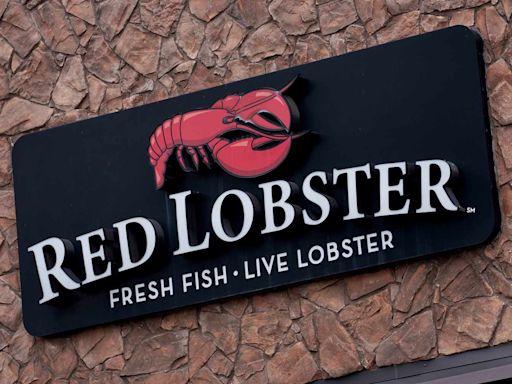 Red Lobster Files for Bankruptcy amid Growing Debt but Will Remain Open: 'Best Path Forward'