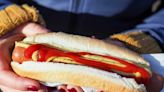 Quelle est l'origine du hot-dog américain ?