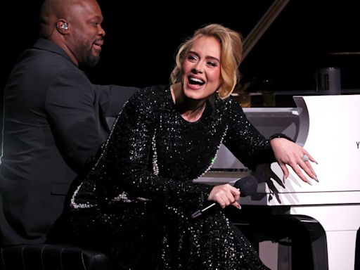 Adele flogging €35 Lucky Dip tickets to Munich residency