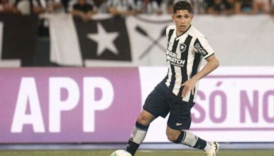 Savarino esquece frustração na Copa América e vive fase artilheira no Botafogo