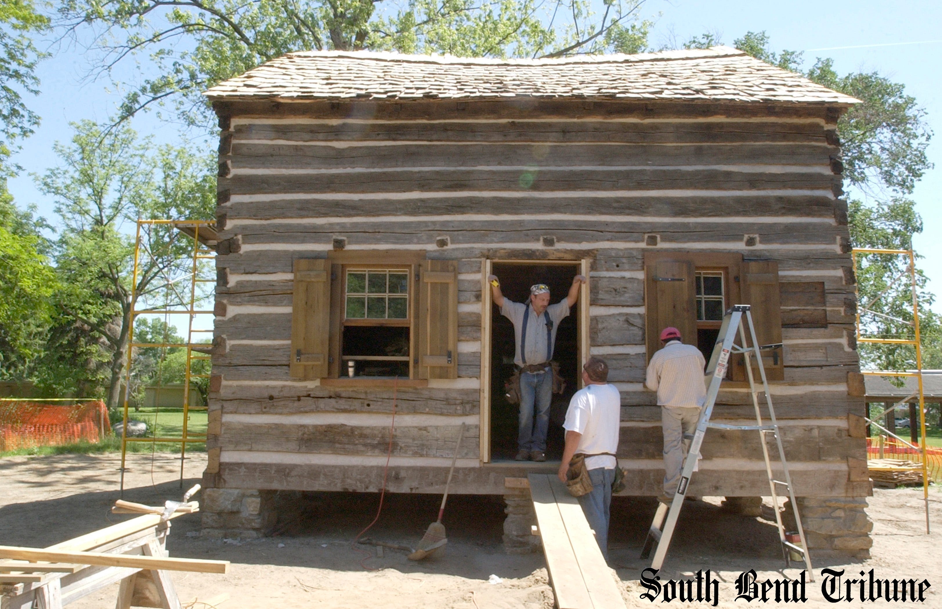 Historic Navarre Cabin to leave South Bend park where it's sat since 1904