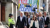La defensa de Assange alega que en un juicio en EE.UU. será discriminado por nacionalidad