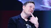 Elon Musk really wants advertisers' money. But he also wants to keep tweeting. He can't have both.