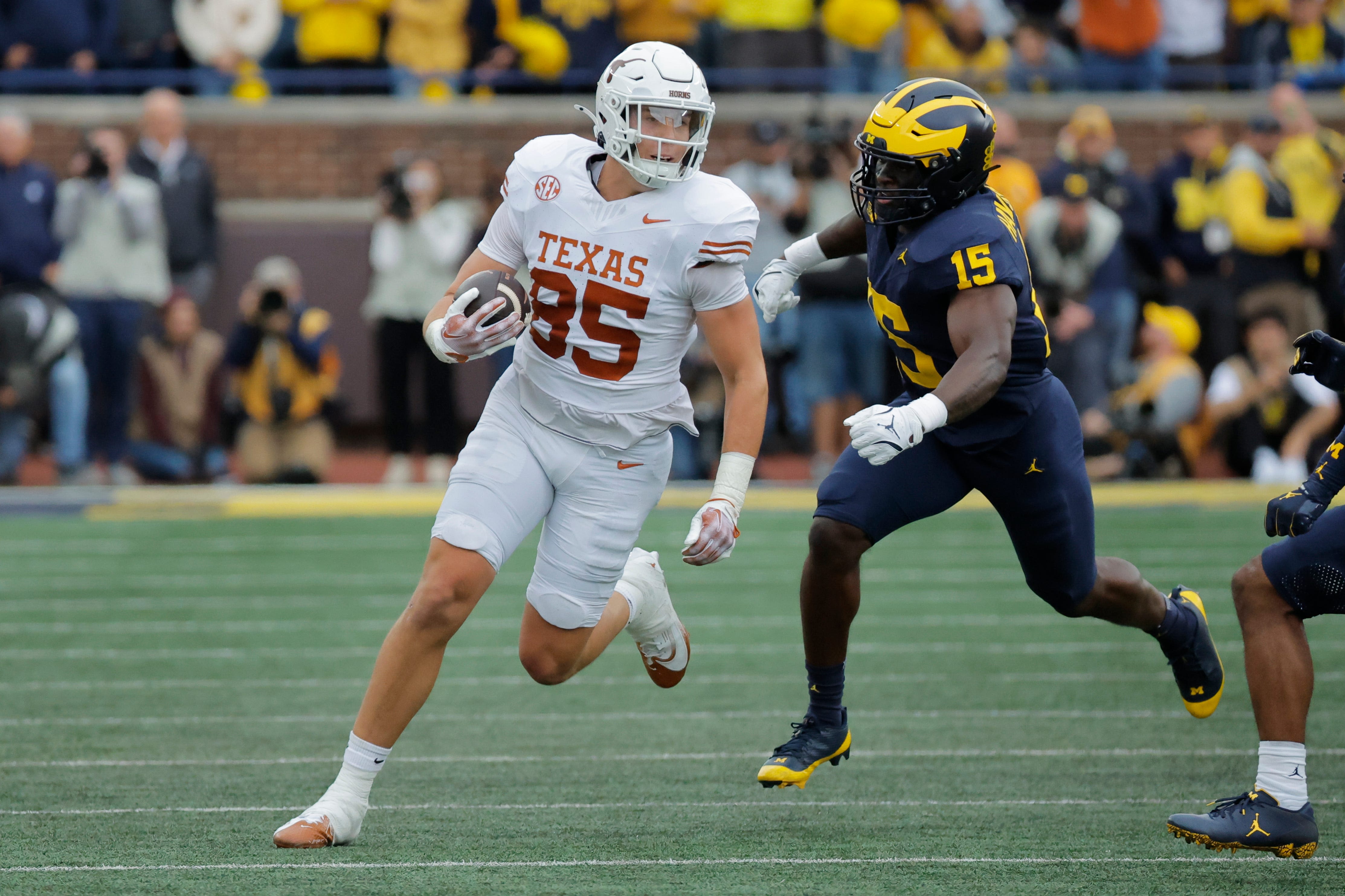 How Gunnar Helm went from Texas football understudy to star vs. Michigan at Big House