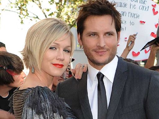 Exes Jennie Garth and Peter Facinelli Reunite for 'Family Day Out'