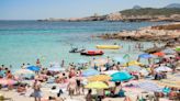 La Ventana a las 16h | Comienza la temporada turística en Ibiza: estas son las consecuencias que sufren los habitantes de la isla | La Ventana | Cadena SER