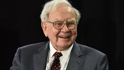 3 Financial Benefits of Being a Philanthropist — Like Warren Buffett