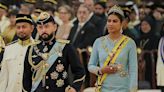 Las joyas más impresionantes vistas en la coronación de los Reyes de Malasia: de asombrosas tiaras a imponentes broches XL