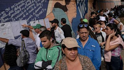 Venezuelans in tense wait for election results