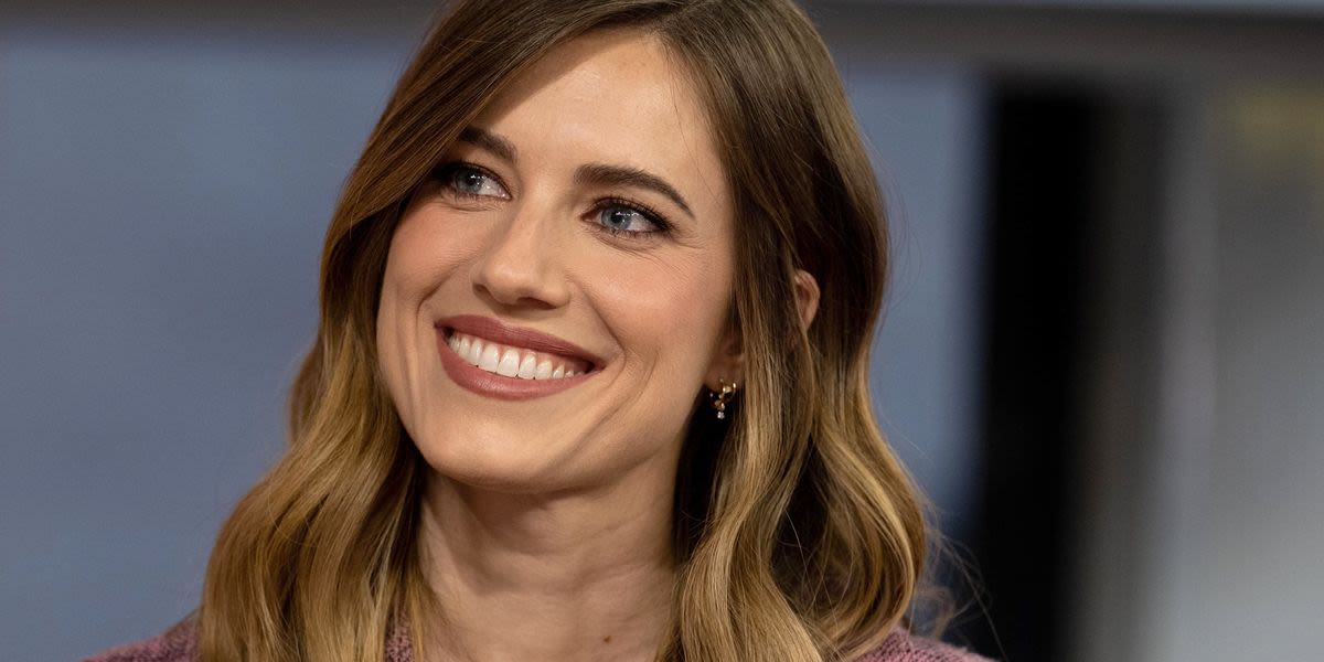 Allison Williams Explains Why She Thinks Gen Z Relates To Her Cringey ‘Girls’ Character