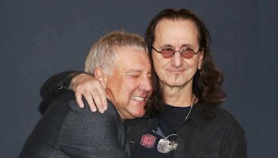 "We sound like a really bad tribute band": Alex Lifeson and Geddy Lee have been playing Rush songs together